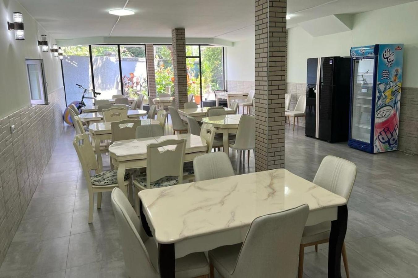 Hotel Ararat Гонио Екстериор снимка